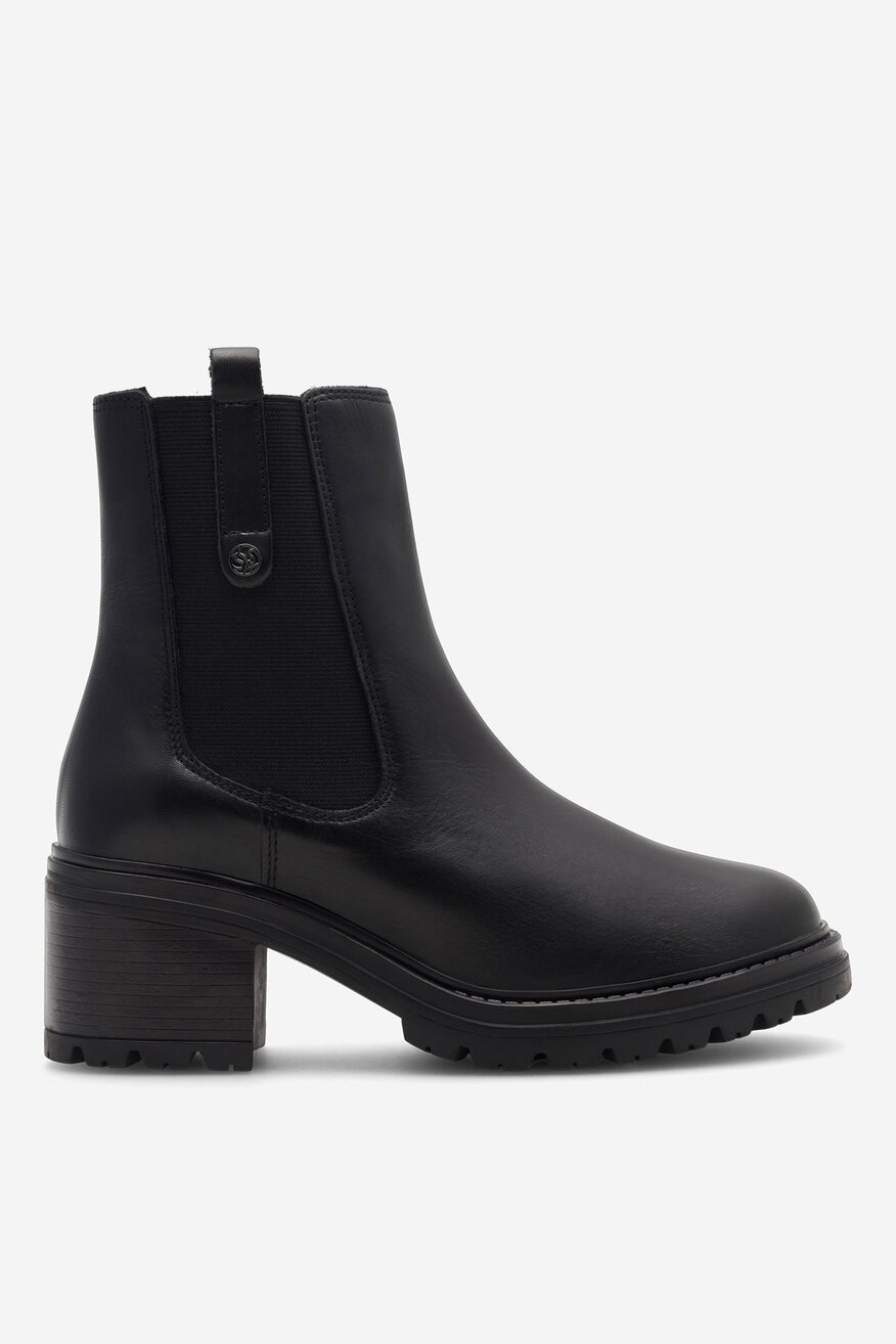 Botki skórzane na słupku