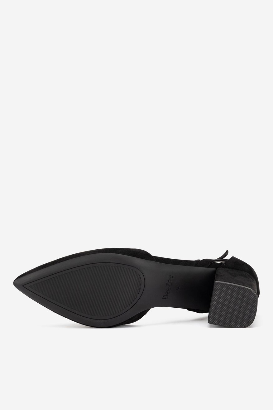 Czółenka na słupku