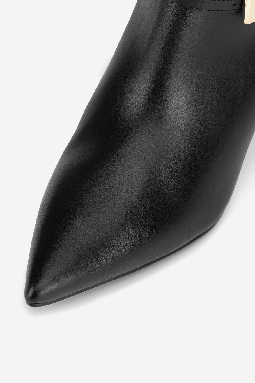 Botki skórzane na szpilce