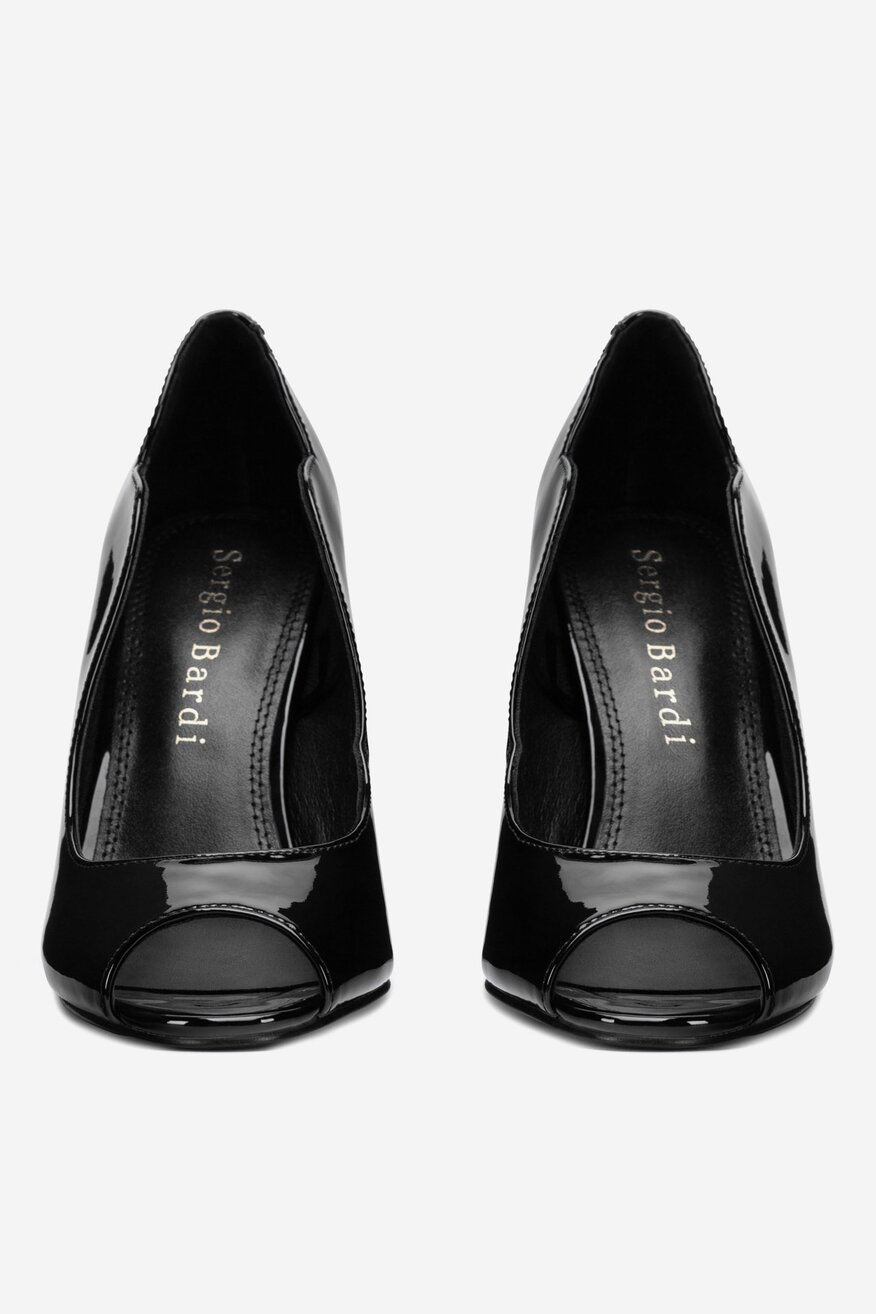 Czółenka skórzane