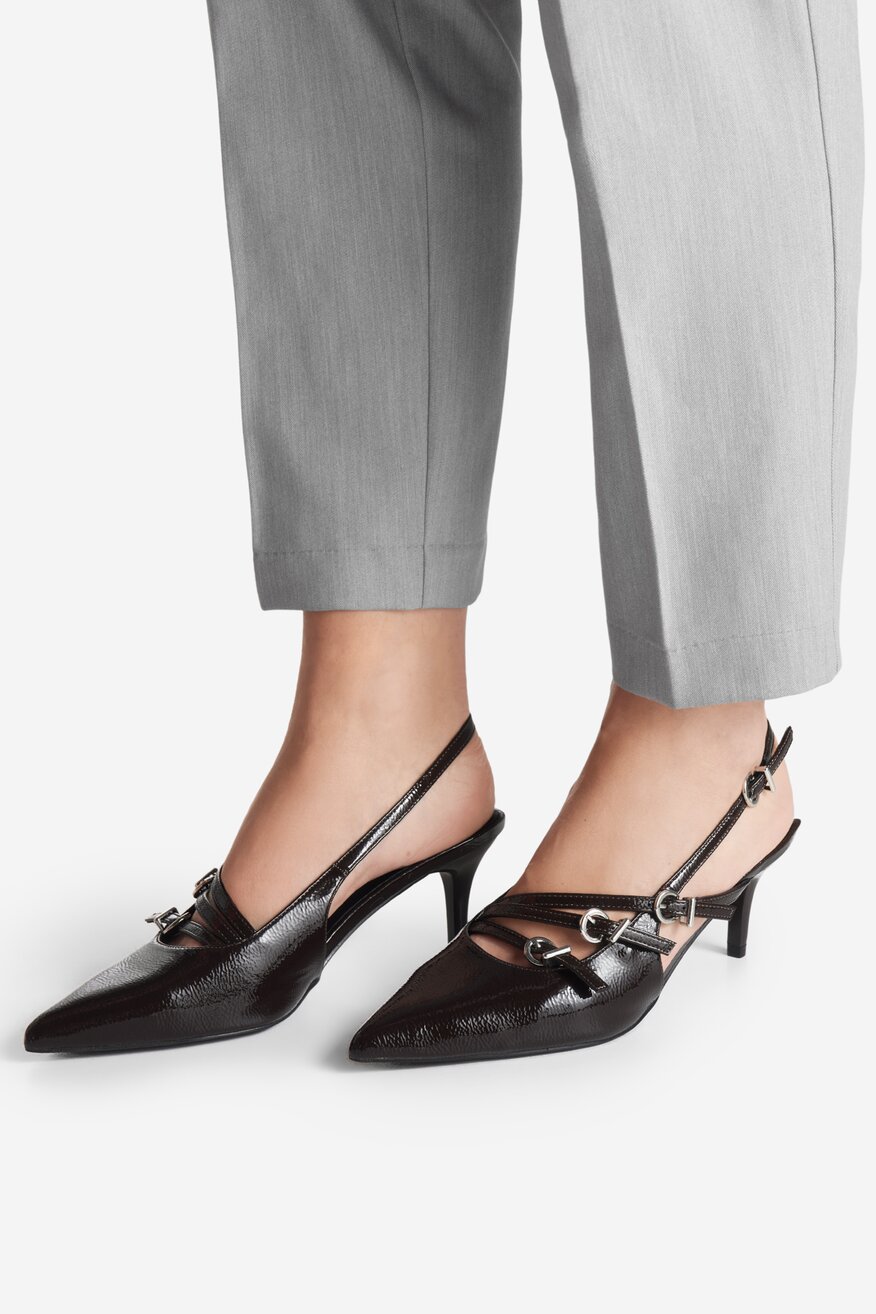 Czółenka na szpilce