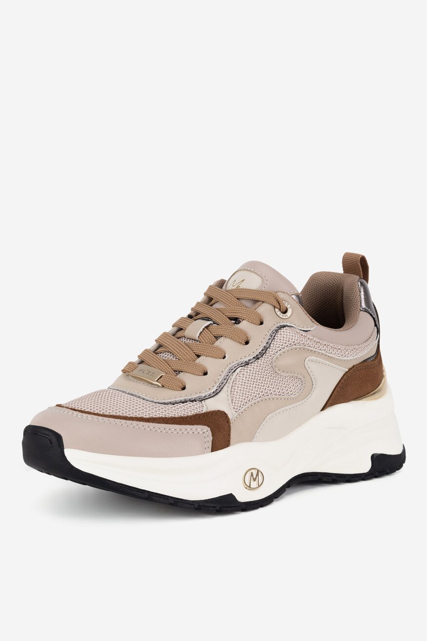 Sneakersy na grubej podeszwie