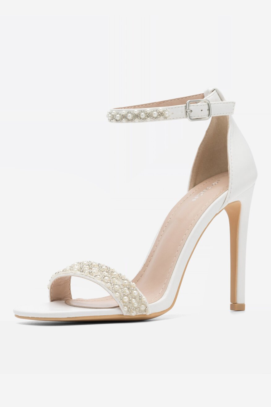Sandały białe