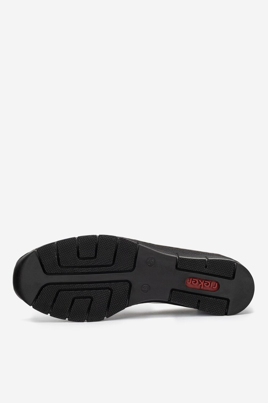 Półbuty na koturnie