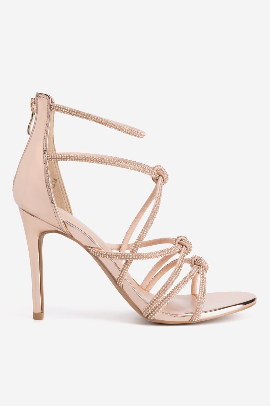 Sandały na szpilce