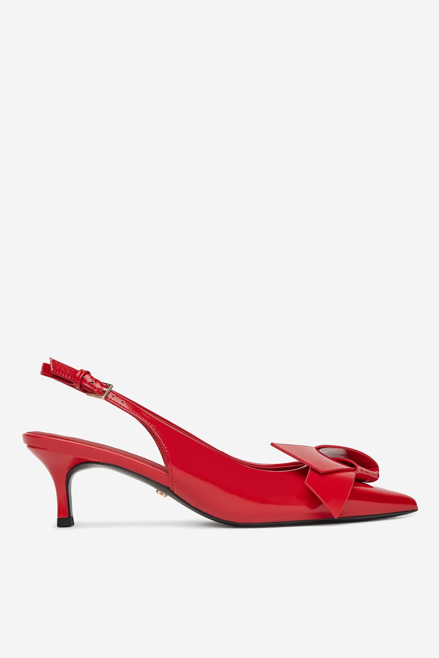 Czółenka skórzane