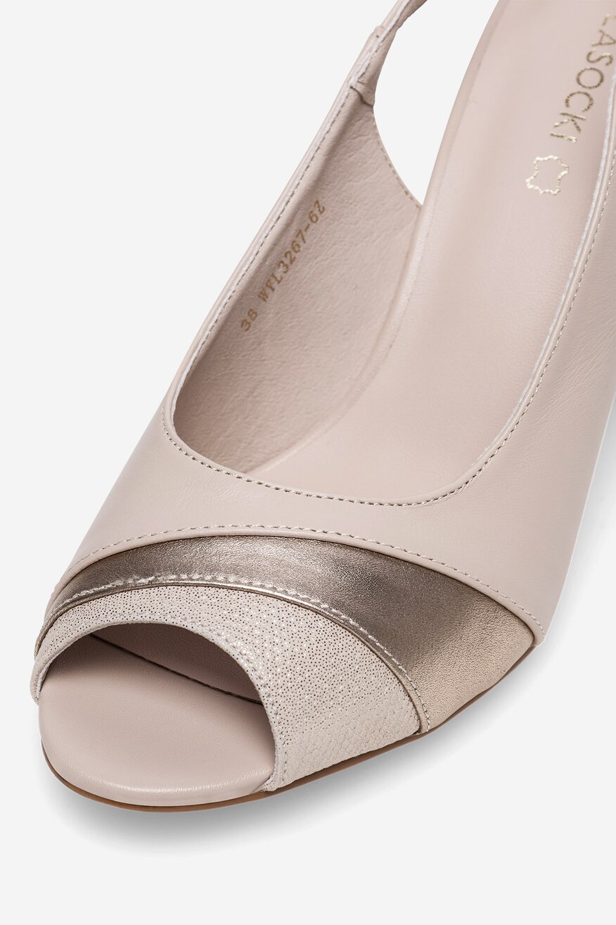 Sandały skórzane na słupku