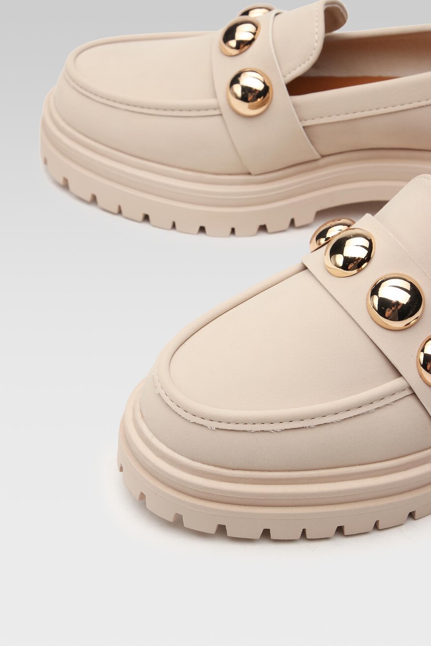 Loafersy na grubej podeszwie