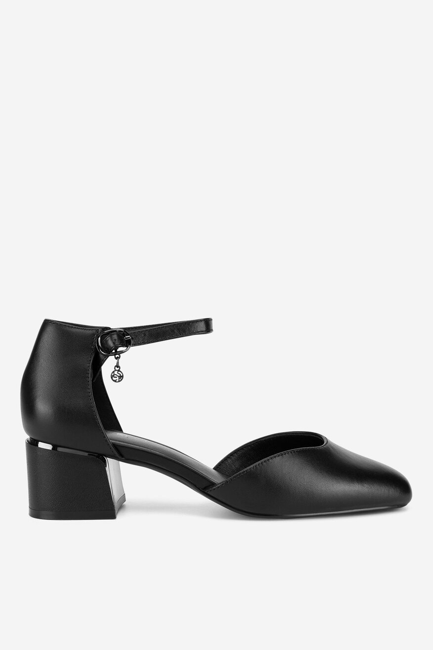 Czółenka skórzane