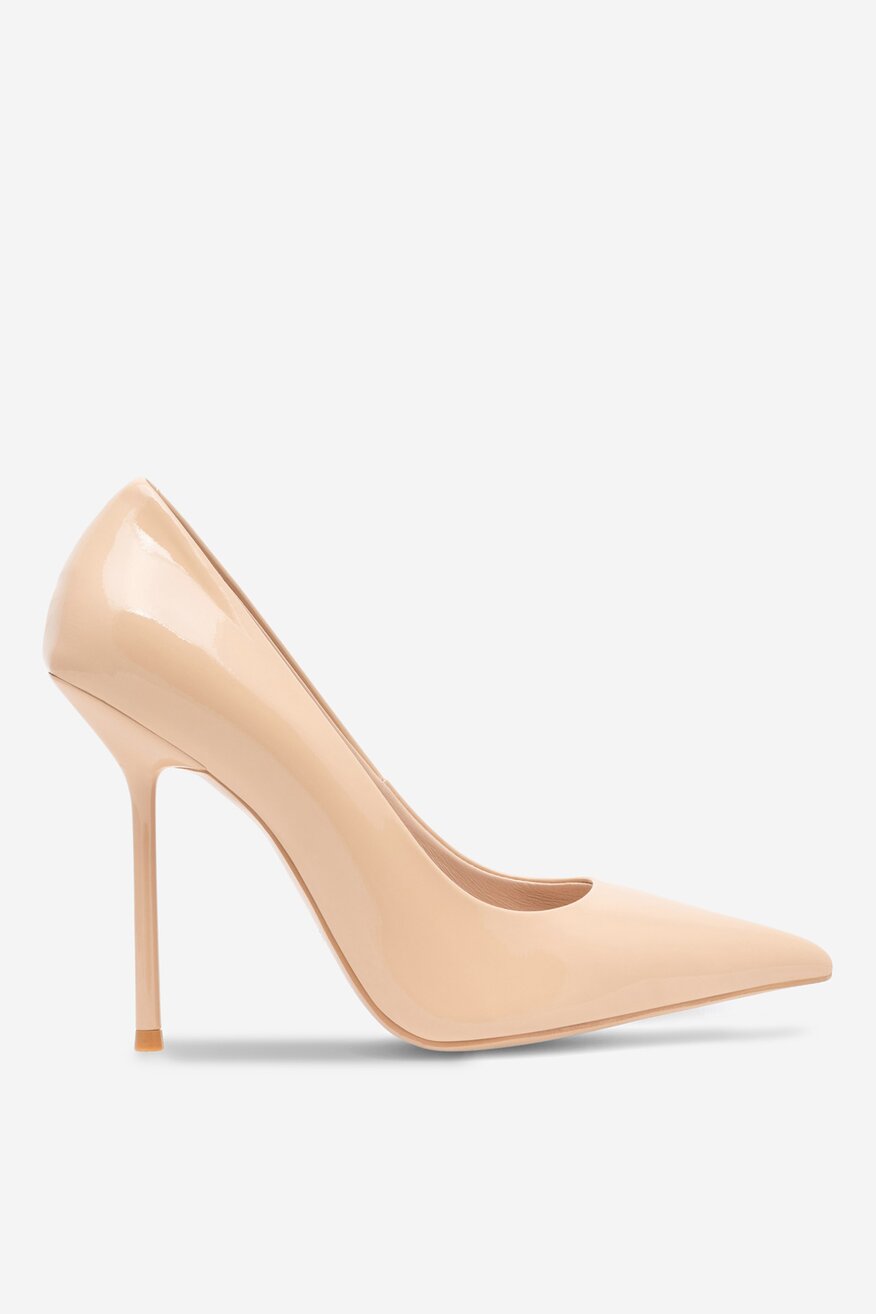 Czółenka skórzane na szpilce