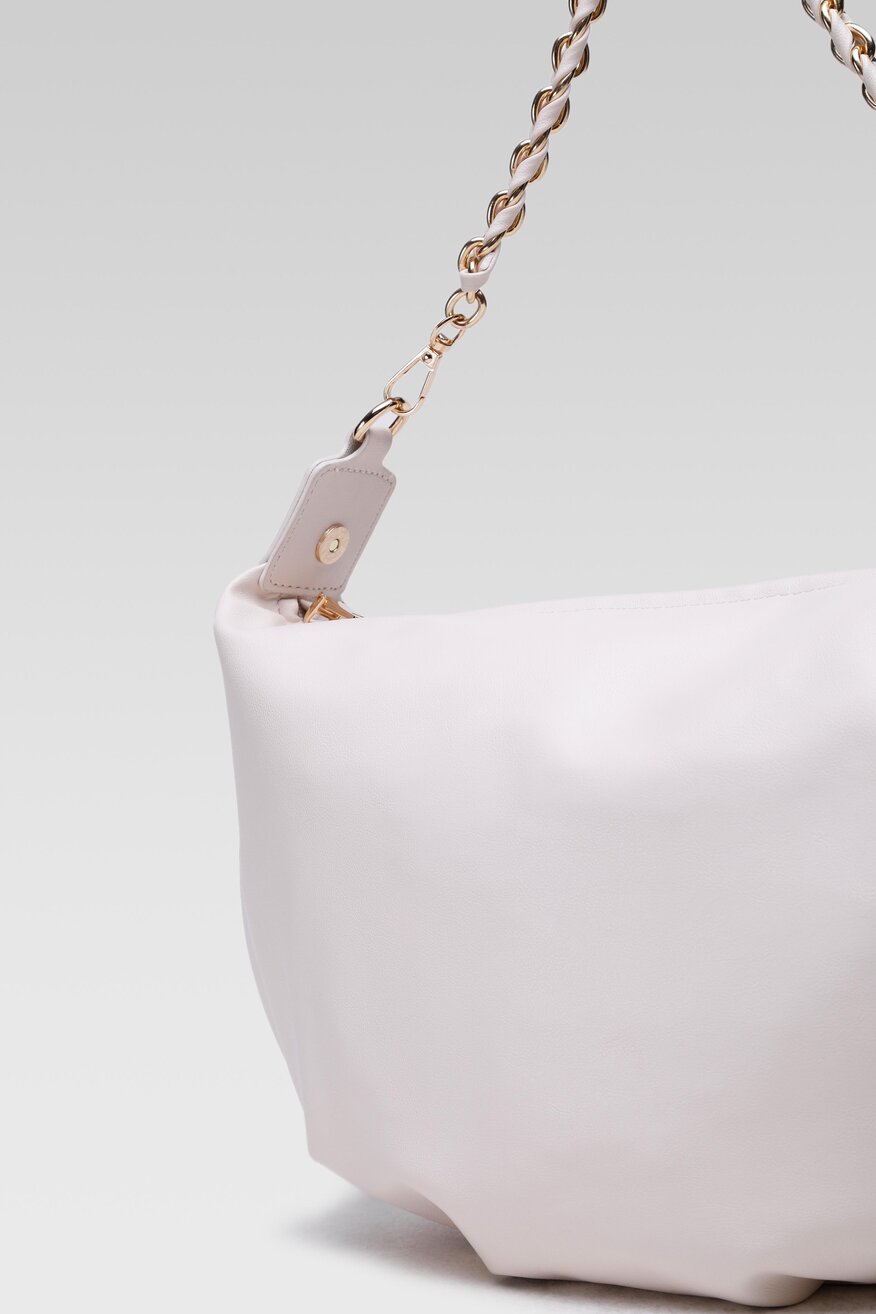 Torebka mała na łańcuszku