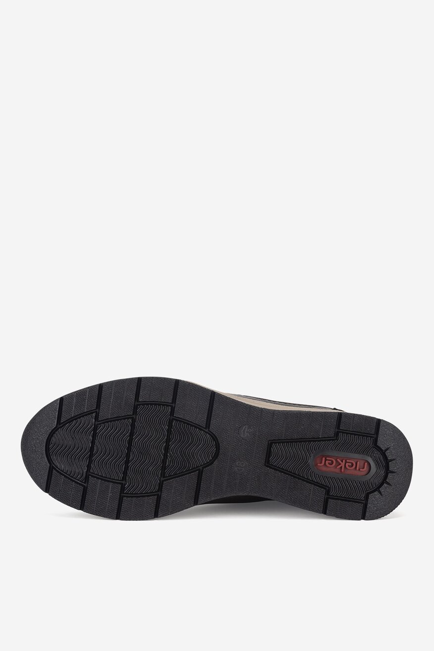 Sneakersy na koturnie