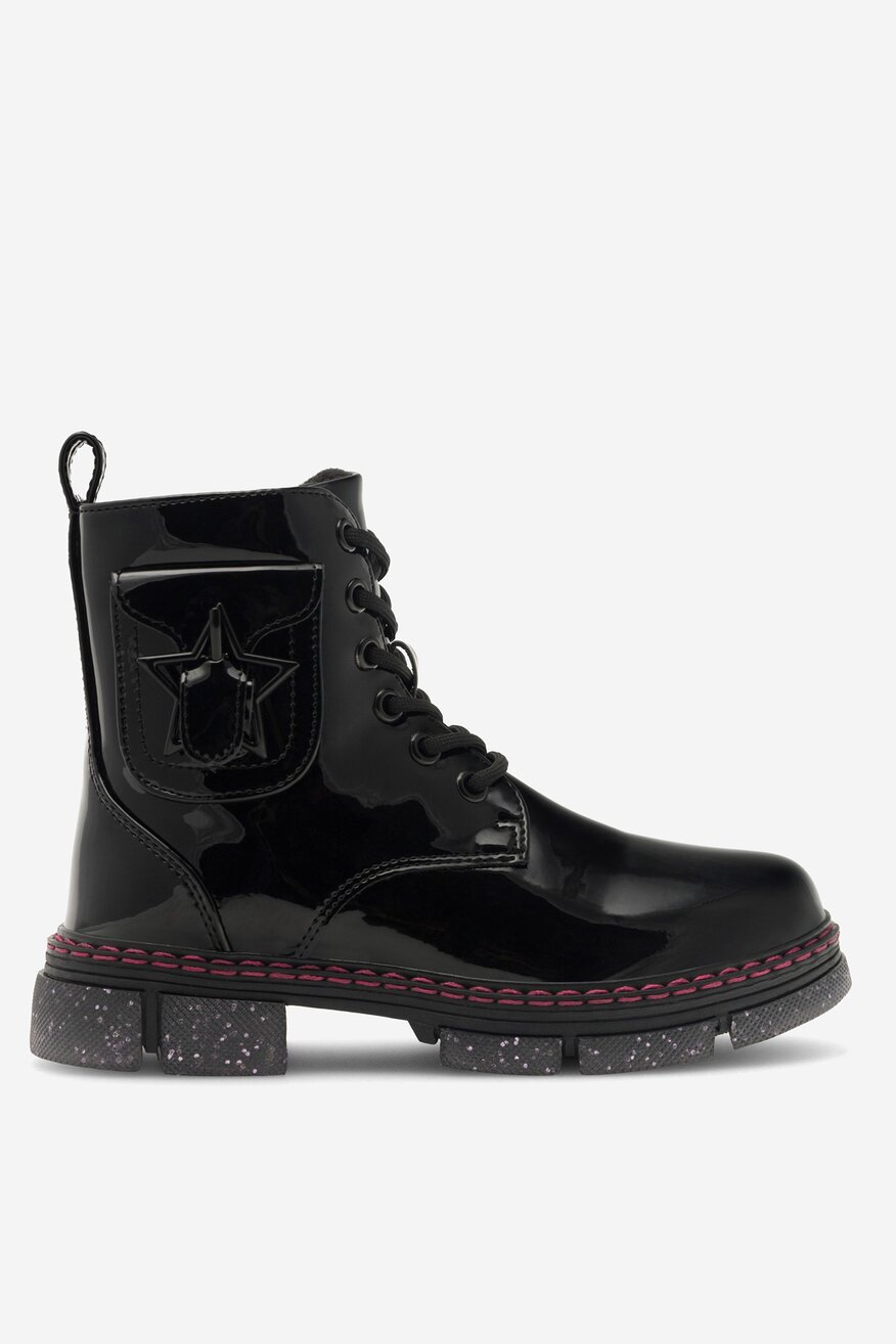 Trzewiki lakierowane