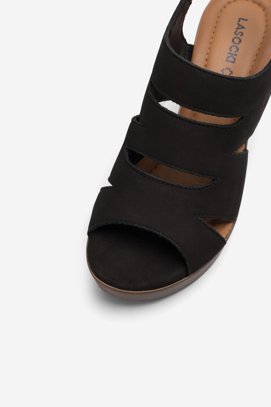 Sandały skórzane na słupku