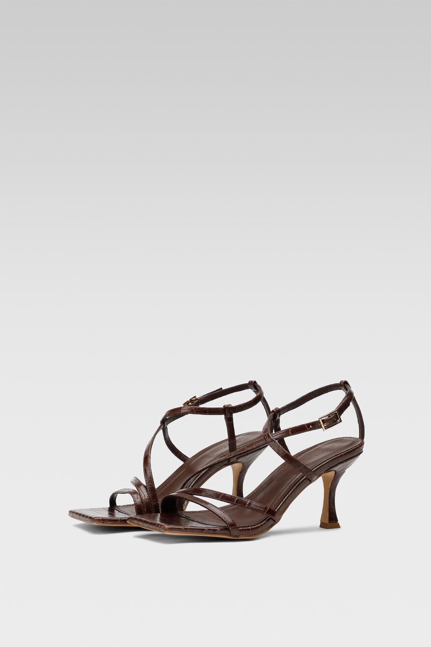 Sandały na szpilce