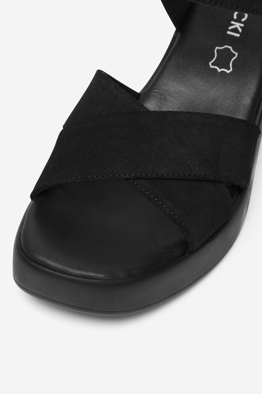 Sandały skórzane na słupku