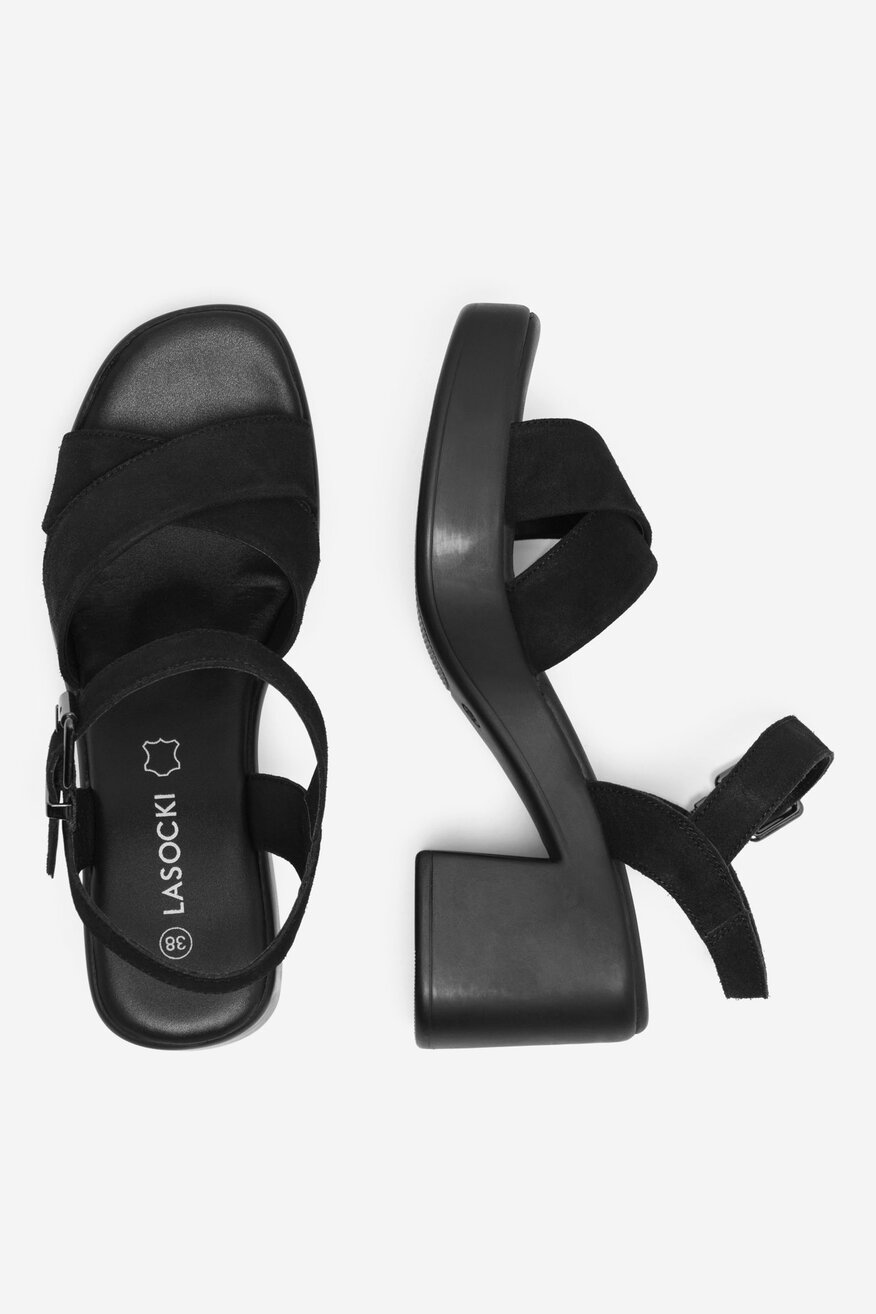 Sandały skórzane na słupku