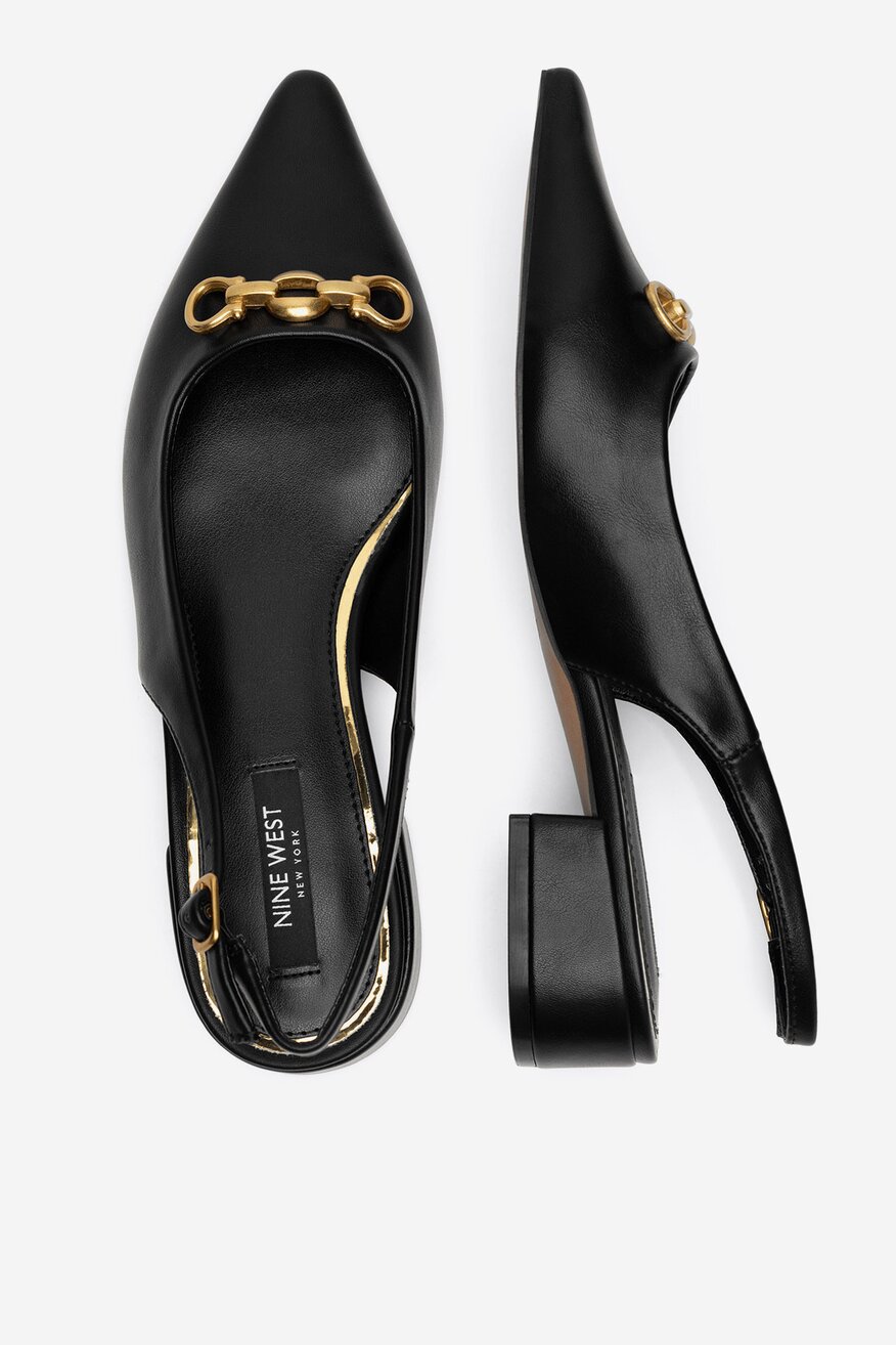 Baleriny z odkrytą piętą