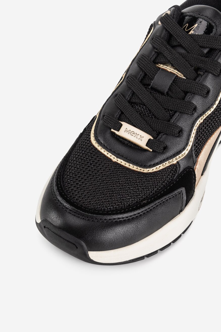 Sneakersy na grubej podeszwie