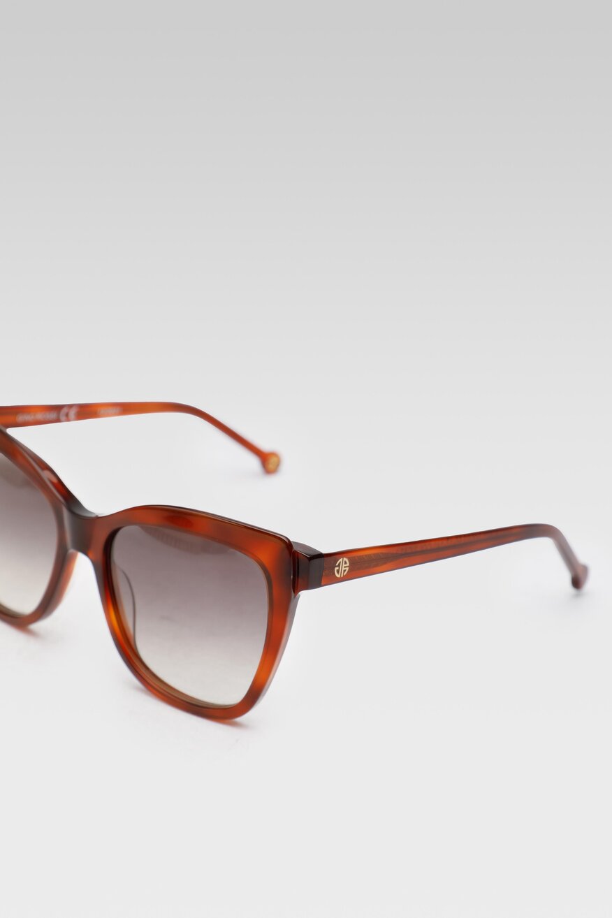 Okulary przeciwsłoneczne brązowe