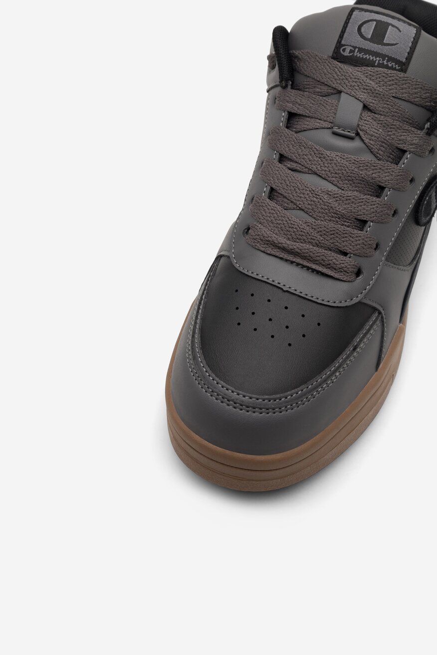 Sneakersy na grubej podeszwie