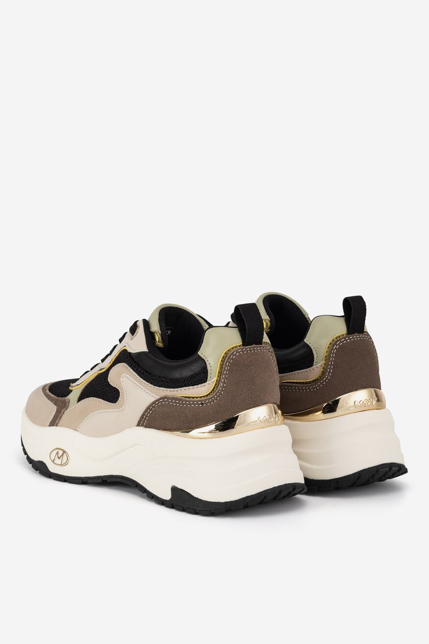 Sneakersy na grubej podeszwie