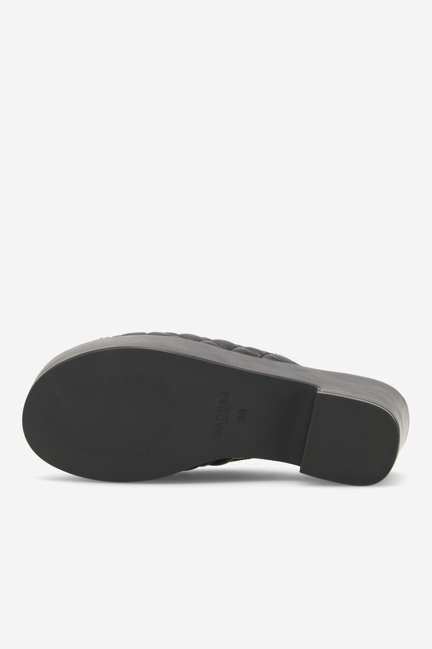 Sandały na platformie