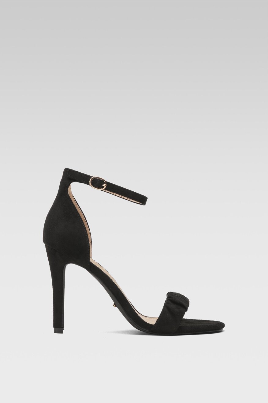 Sandały na szpilce