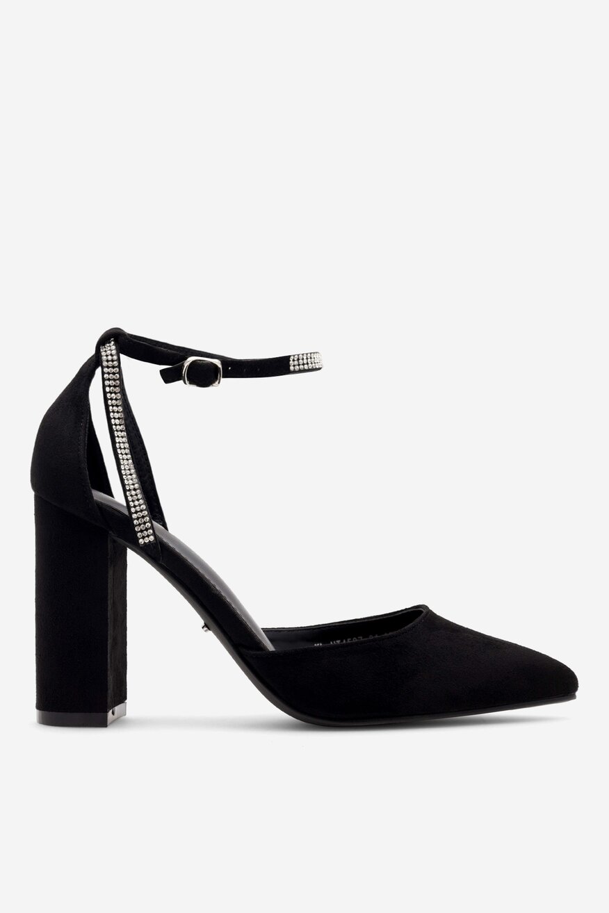 Czółenka na słupku