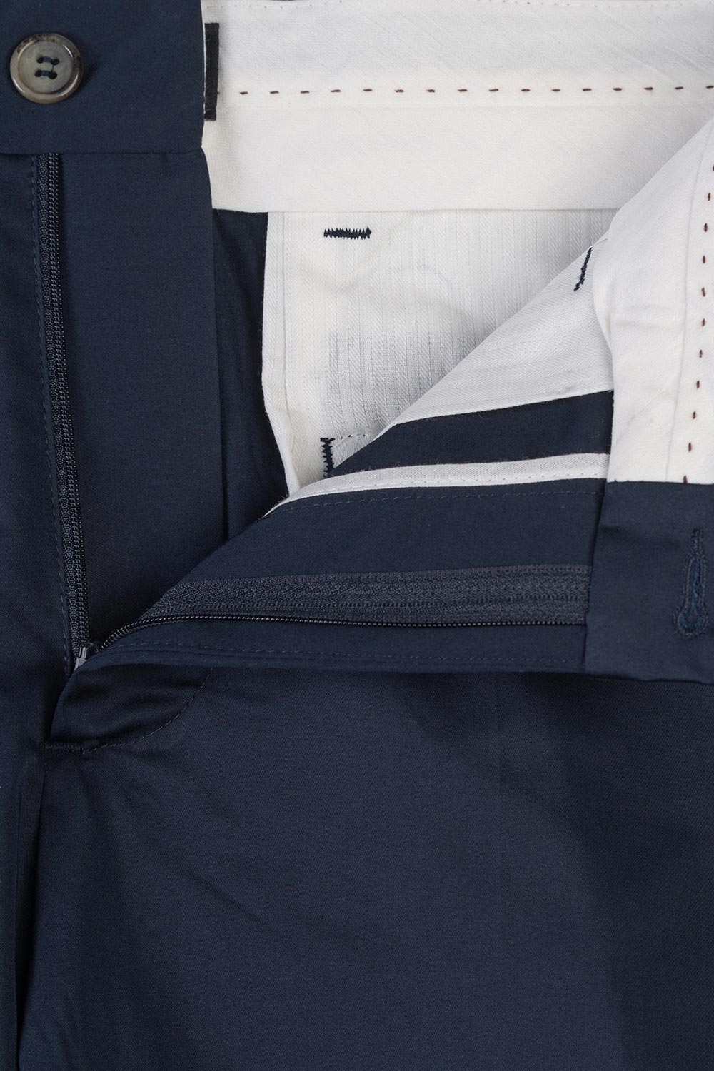 Pantaloni slim albastri uni