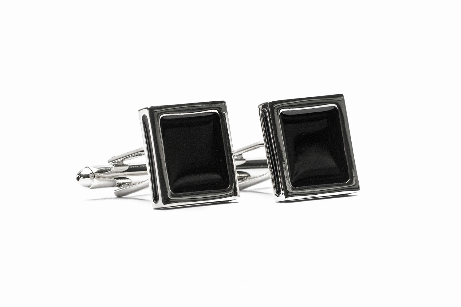 Butoni argintii patrati