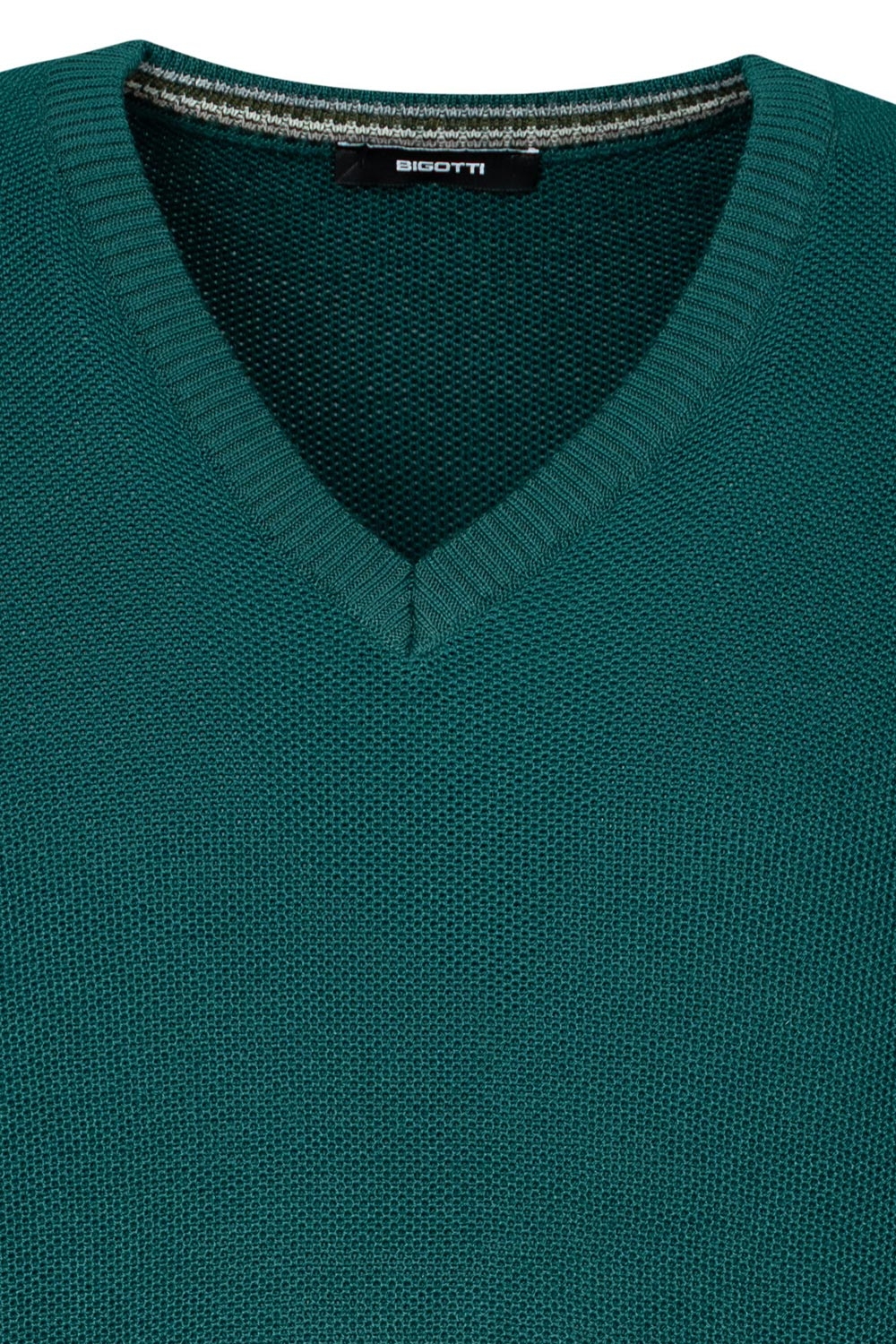 Pulover slim verde guler in v