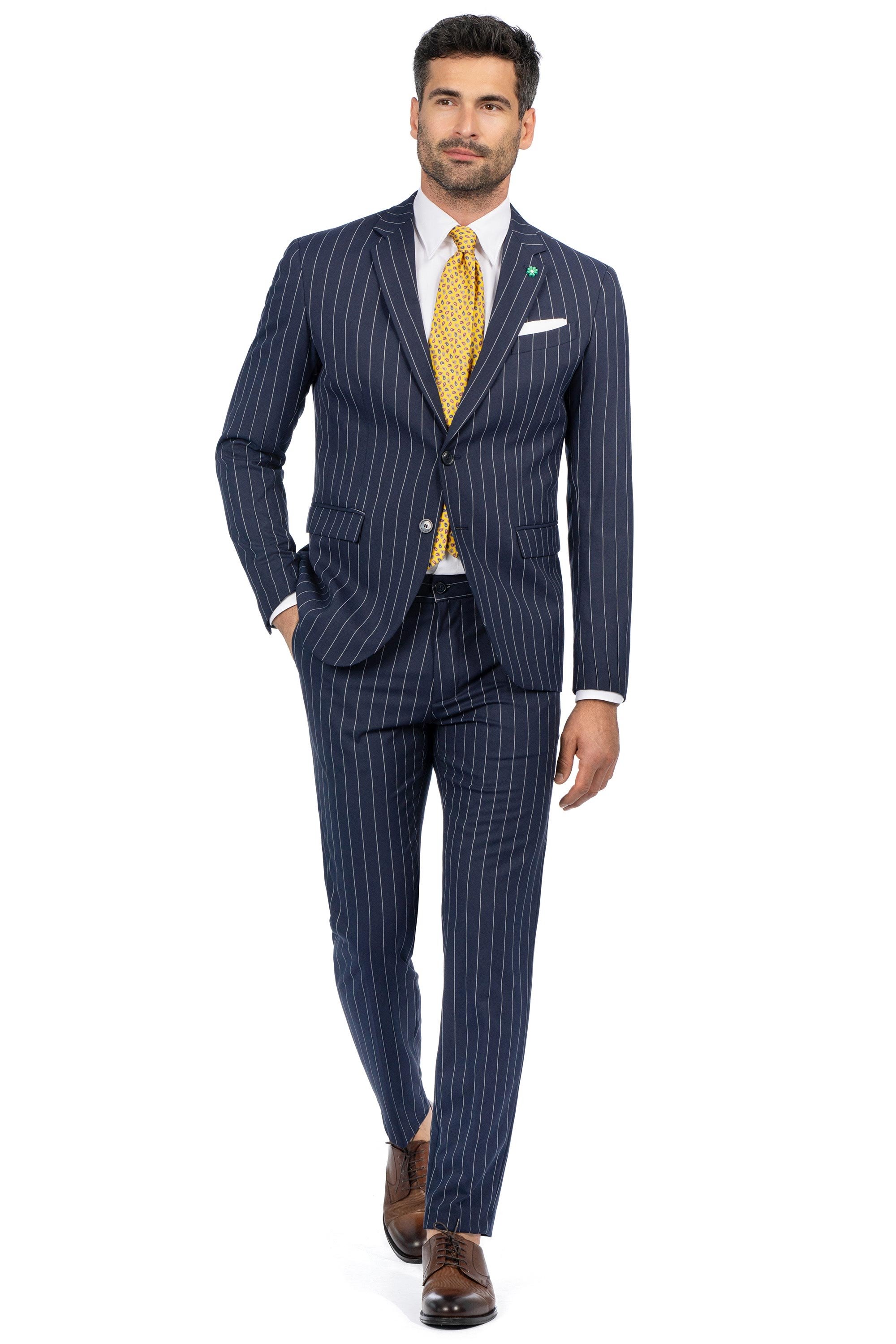 Costum slim bleumarin in dungi