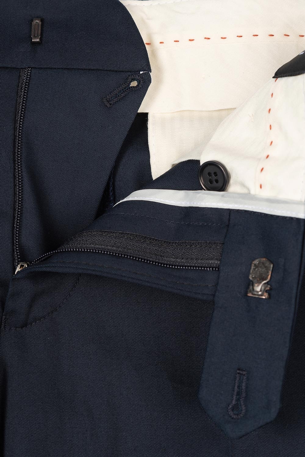 Pantaloni slim bleumarin uni