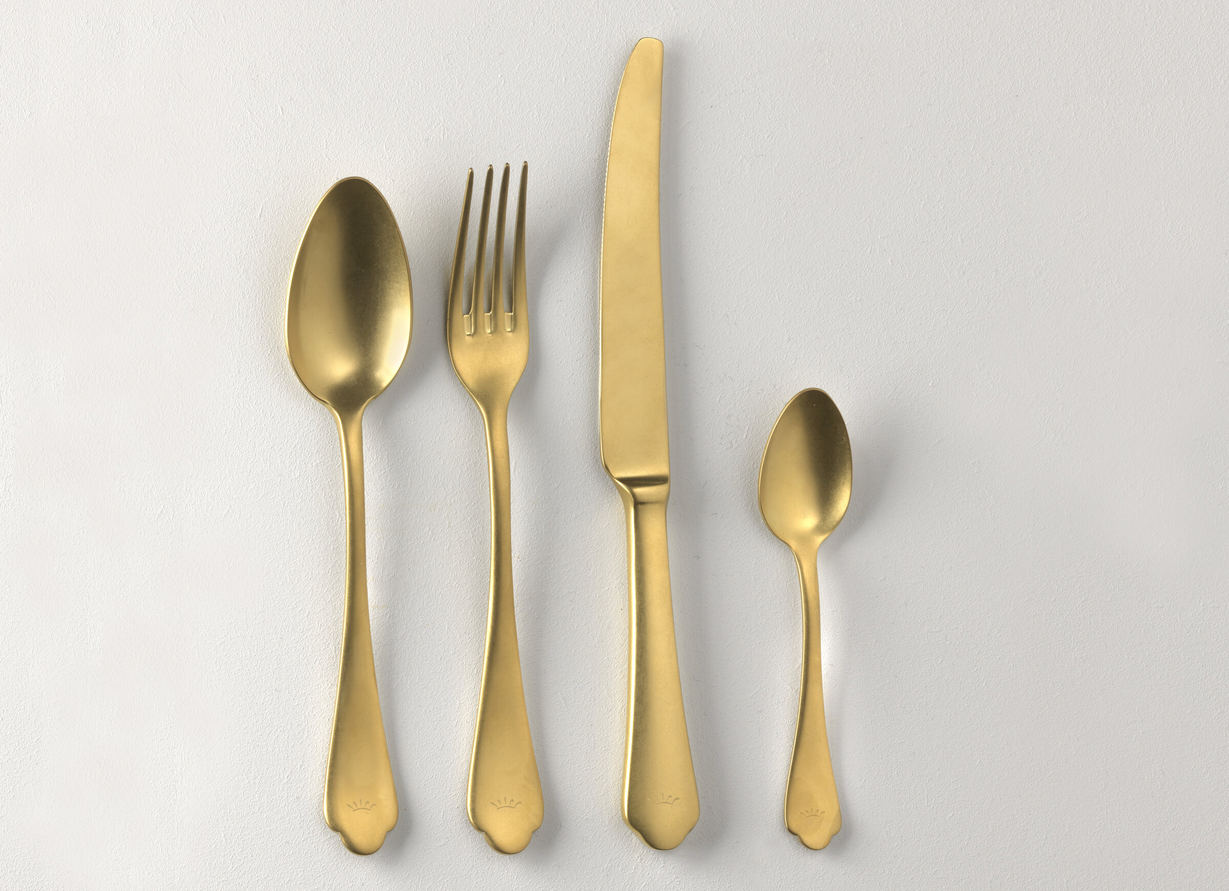 SET POSATE DA 24 PEZZI