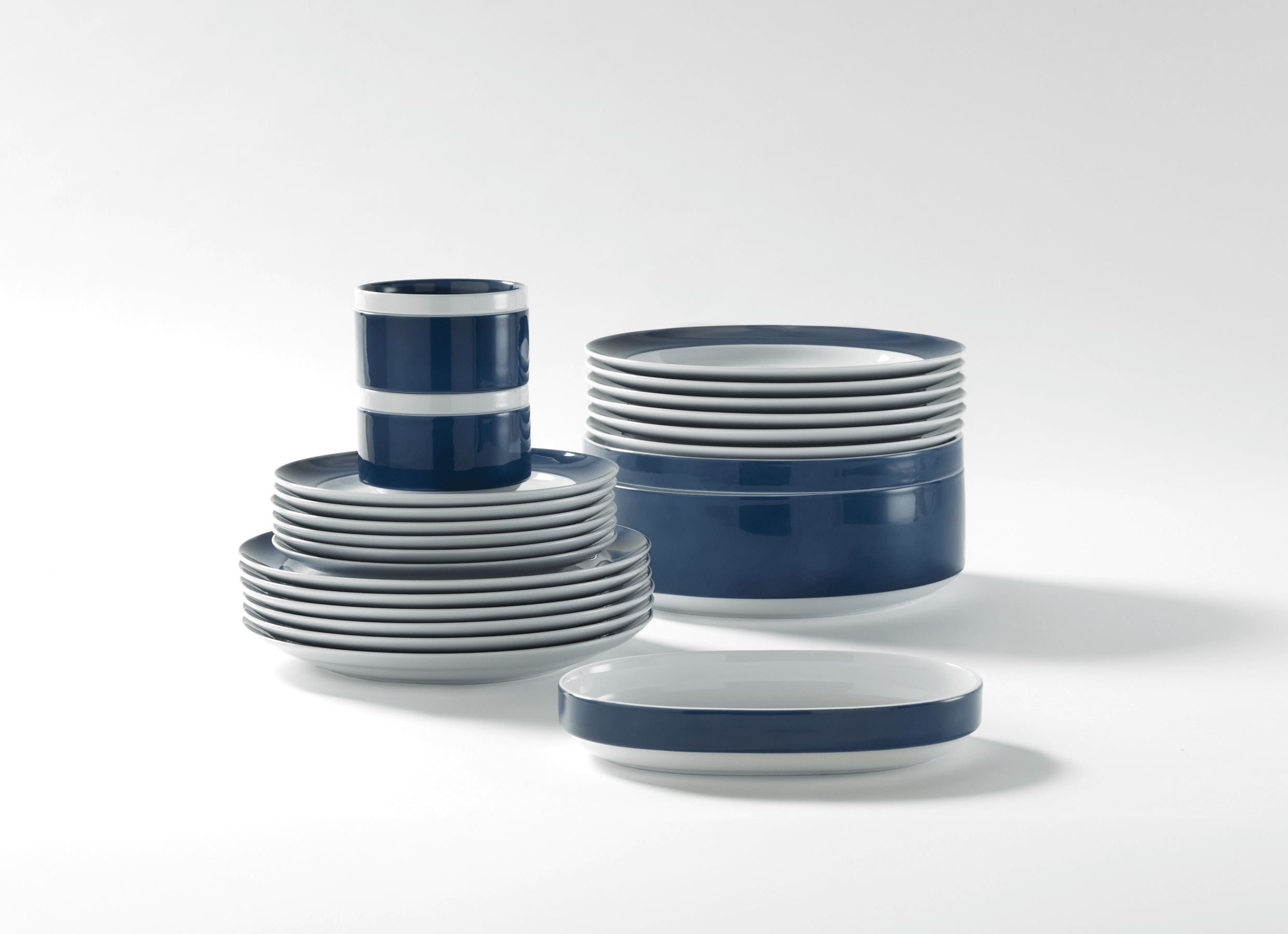 SERVIZIO DA TAVOLA PER 6