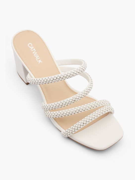 Sandály na podpatku