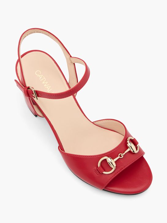 Sandály na podpatku