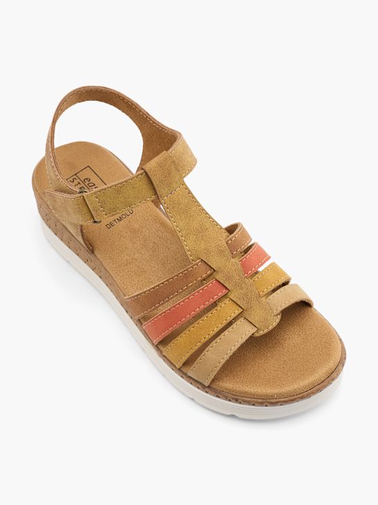 Sandály na podpatku