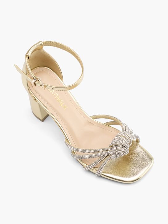 Sandály na podpatku