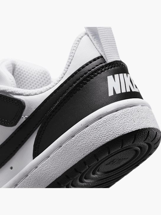 COURT BOROUGH Tenisky