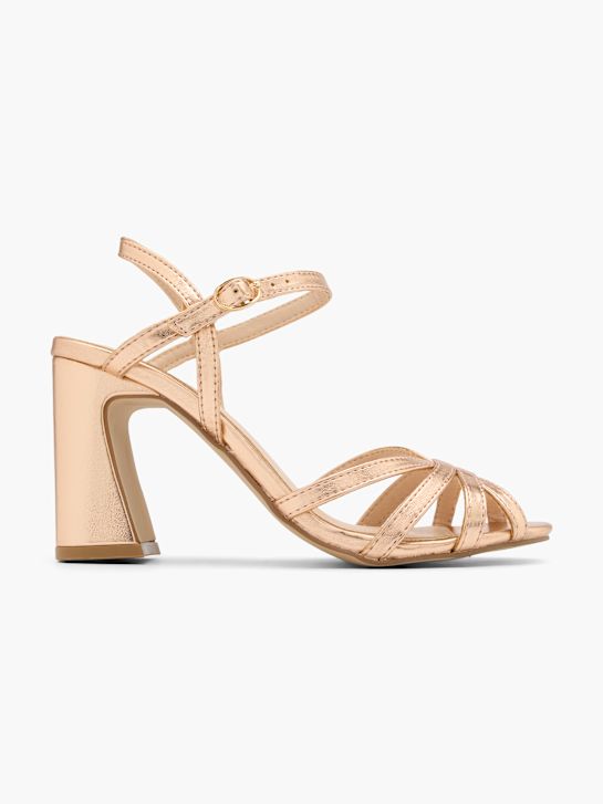 Sandály na podpatku