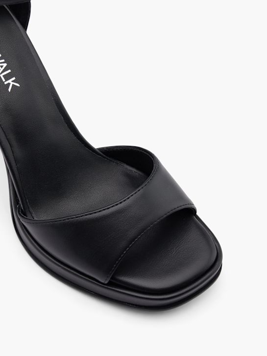 Sandály na podpatku