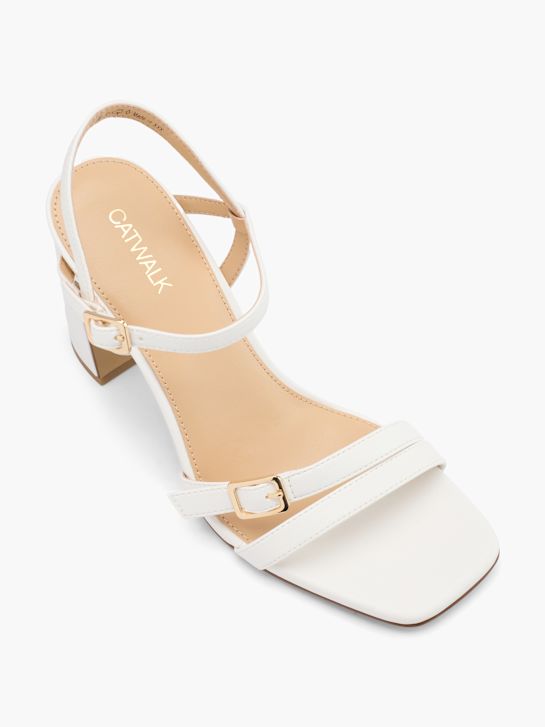 Sandály na podpatku