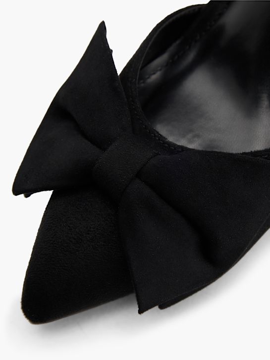 Czółenka z zapięciem