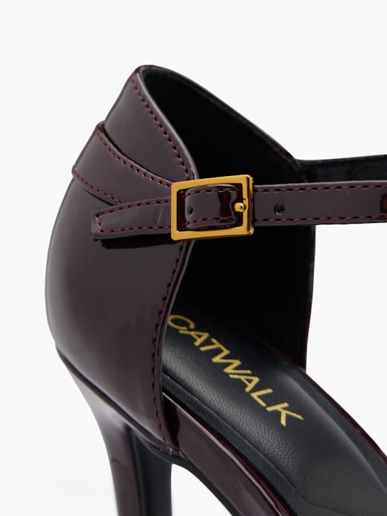 Czółenka z zapięciem