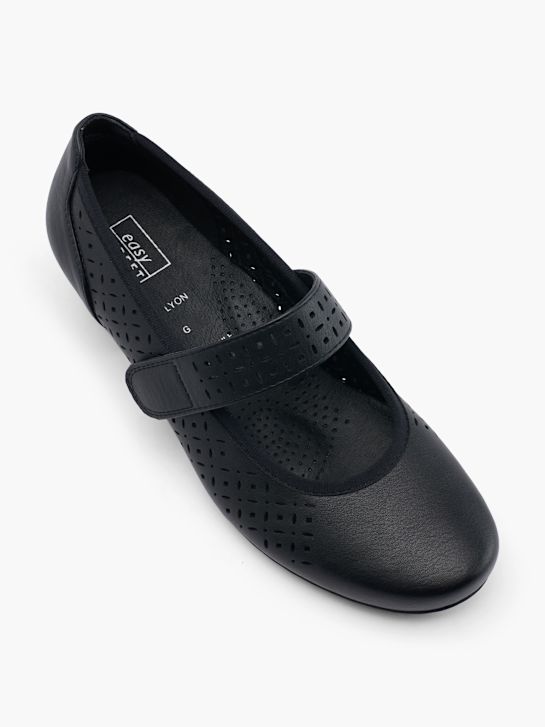 Czółenka z zapięciem