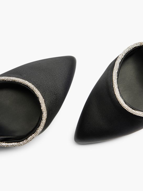 Czółenka z zapięciem