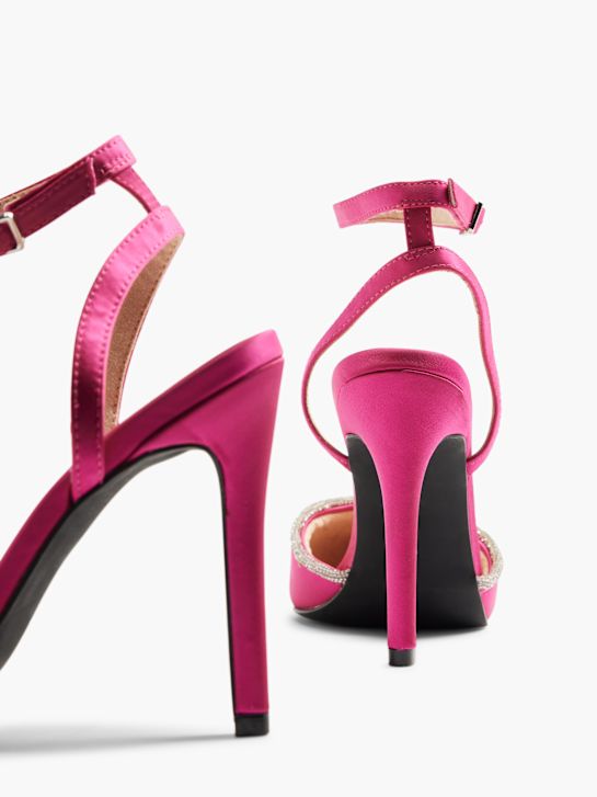 Czółenka z zapięciem