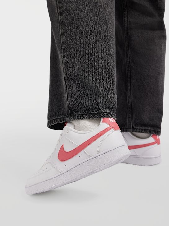 W COURT VISION LO NN Sneakersy